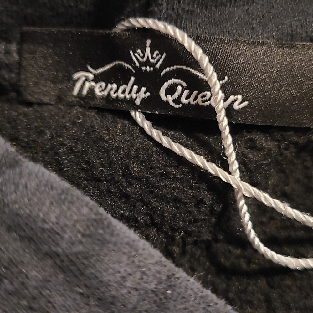 Trendy Queen Oversized Hoodie Fleece Sweater Black, XS - Picture 8 of 11